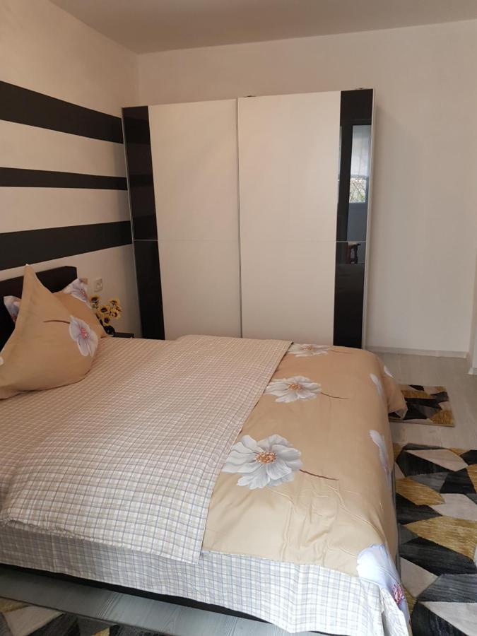 Apartament Sofy2 Baile Herculane Exterior photo
